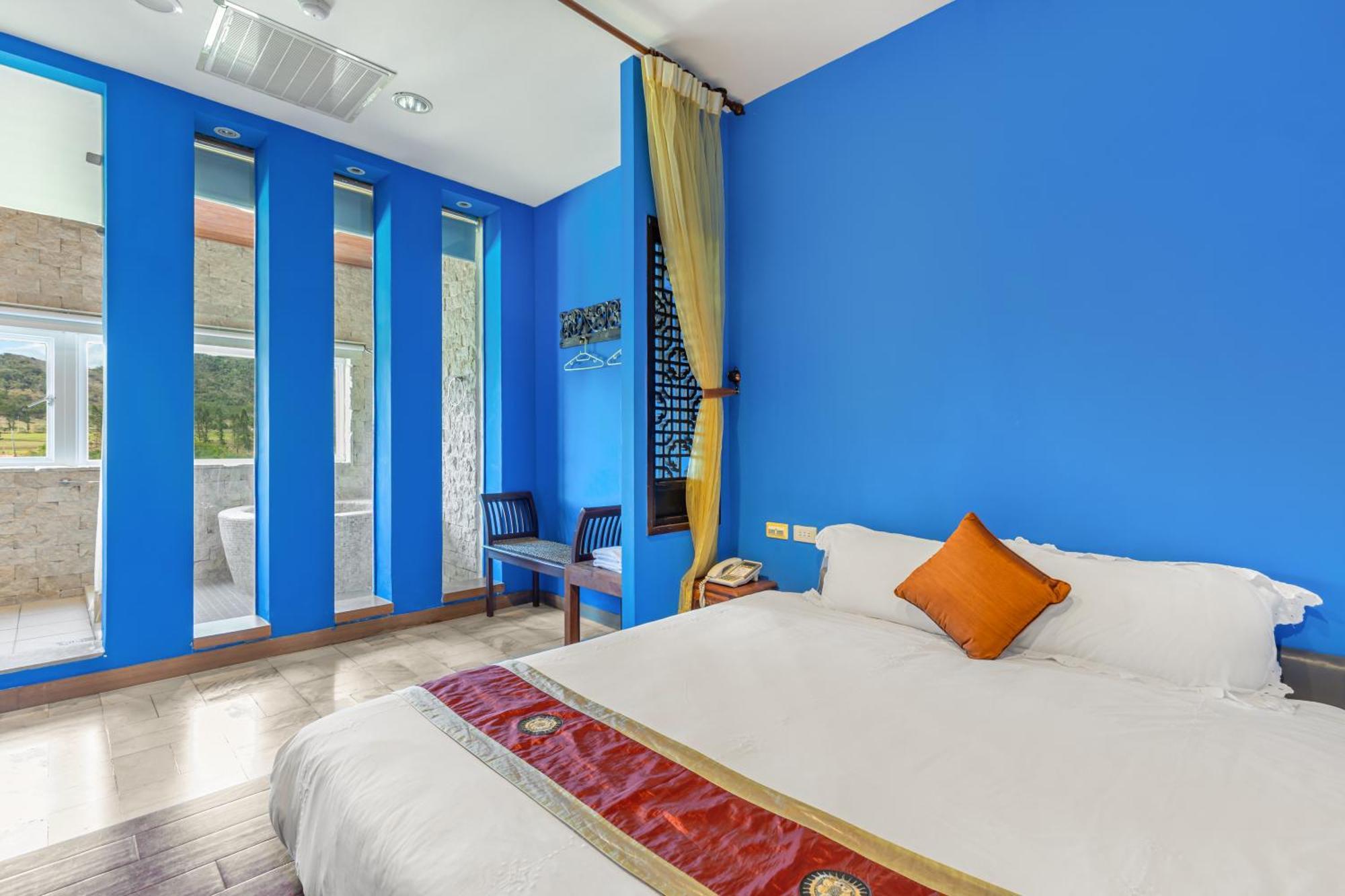 Golden Ocean Azure Hotel Kenting Exterior photo