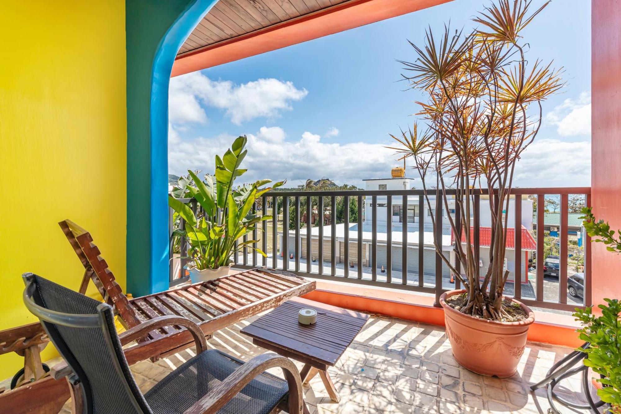 Golden Ocean Azure Hotel Kenting Exterior photo