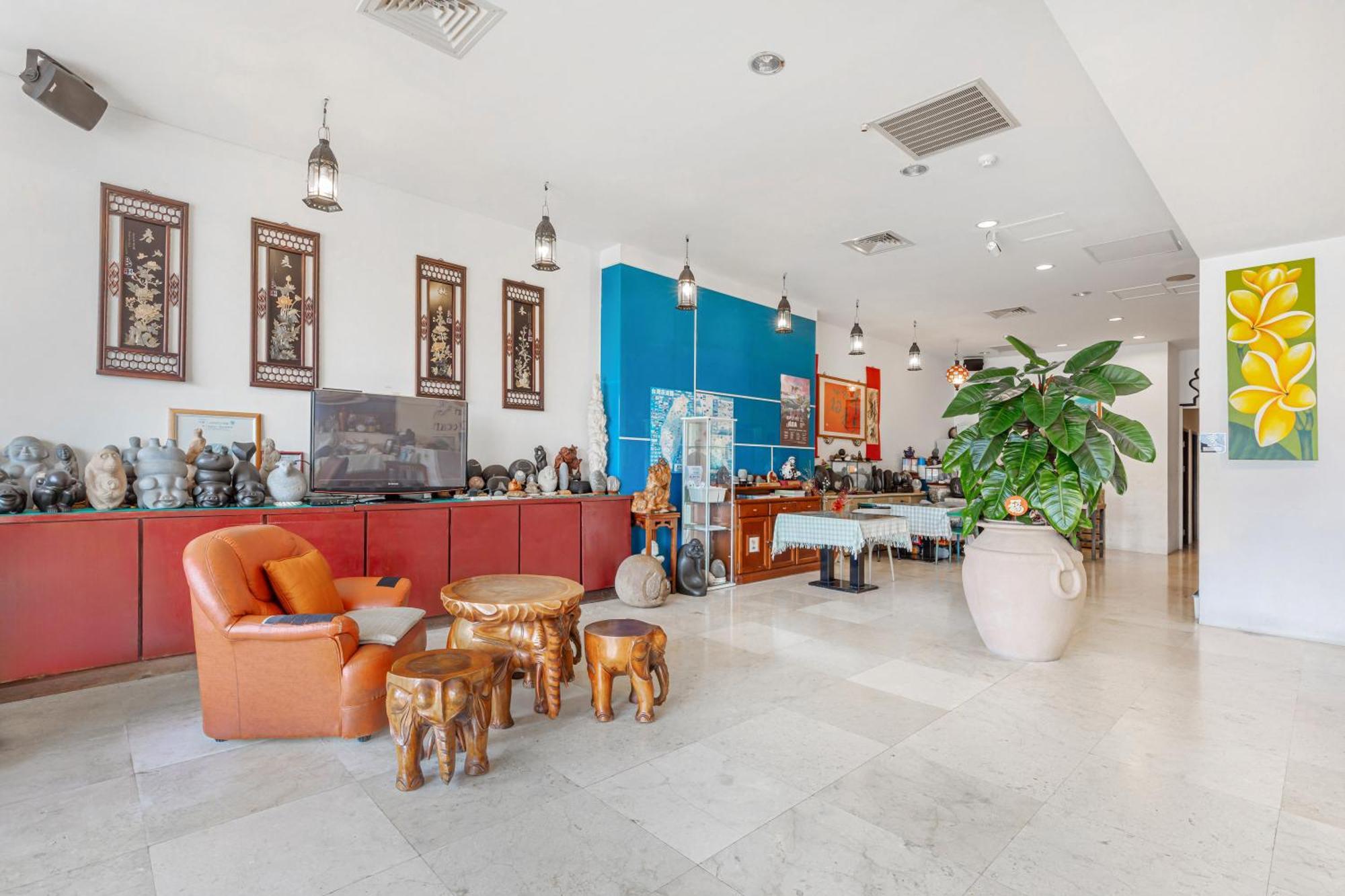Golden Ocean Azure Hotel Kenting Exterior photo